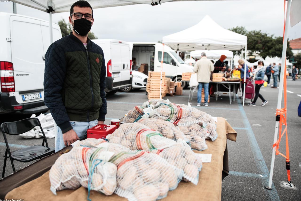 The Farmers' Market Goes Year-Round