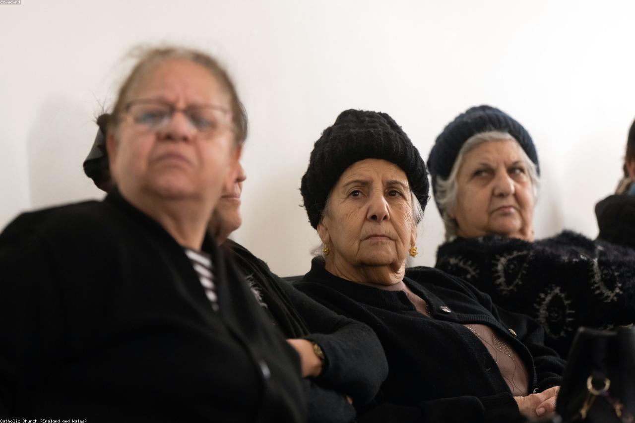 A New Programme Pairs Students With Elderly Residents